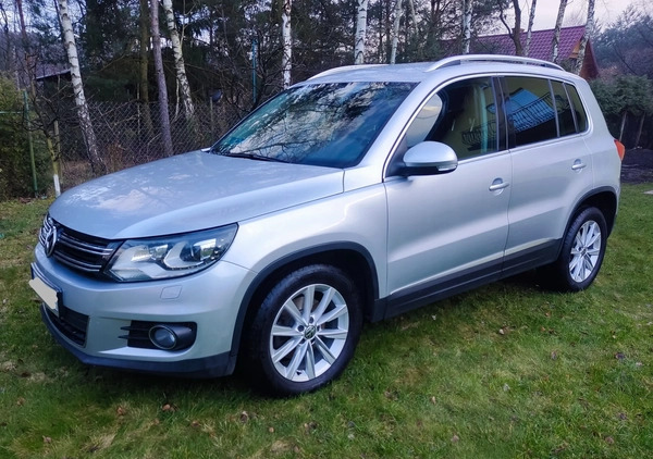Volkswagen Tiguan cena 42900 przebieg: 283000, rok produkcji 2012 z Warszawa małe 137